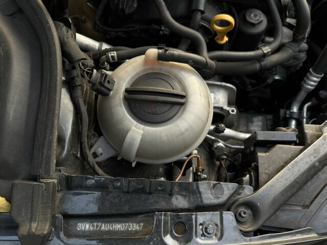 Чорний Фольксваген Гольф, об'ємом двигуна 2 л та пробігом 130 тис. км за 13900 $, фото 12 на Automoto.ua