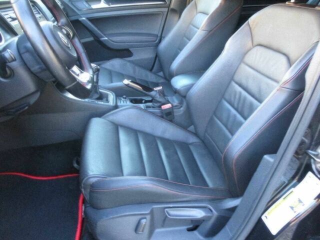 Черный Фольксваген Гольф, объемом двигателя 2 л и пробегом 51 тыс. км за 8200 $, фото 8 на Automoto.ua