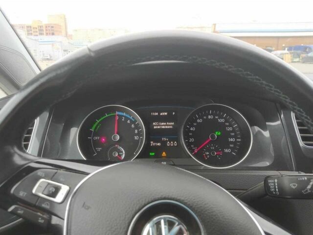 Черный Фольксваген Гольф, объемом двигателя 0 л и пробегом 217 тыс. км за 11500 $, фото 3 на Automoto.ua