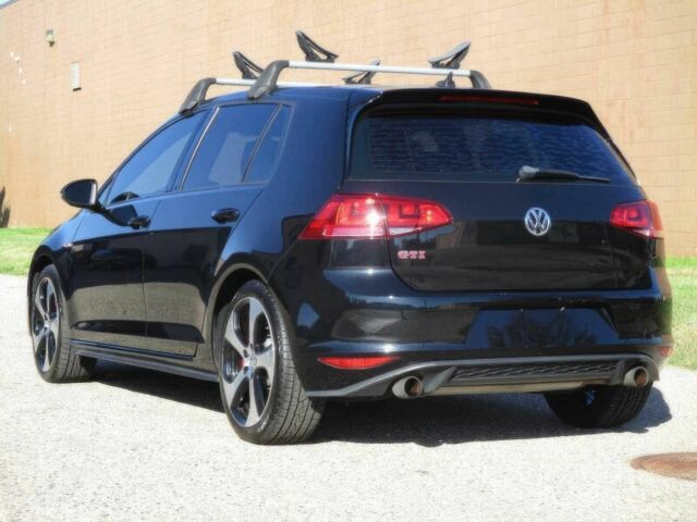 Черный Фольксваген Гольф, объемом двигателя 2 л и пробегом 51 тыс. км за 8200 $, фото 5 на Automoto.ua