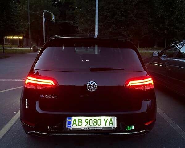 Чорний Фольксваген Гольф, об'ємом двигуна 0 л та пробігом 143 тис. км за 12800 $, фото 6 на Automoto.ua