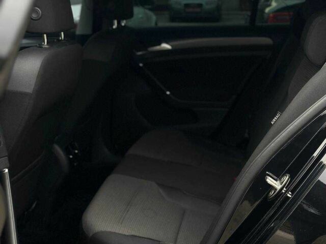 Чорний Фольксваген Гольф, об'ємом двигуна 0 л та пробігом 68 тис. км за 13400 $, фото 11 на Automoto.ua