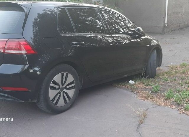 Чорний Фольксваген Гольф, об'ємом двигуна 0 л та пробігом 166 тис. км за 12700 $, фото 1 на Automoto.ua