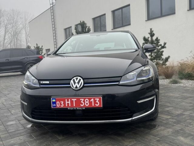 Черный Фольксваген Гольф, объемом двигателя 0 л и пробегом 178 тыс. км за 10399 $, фото 12 на Automoto.ua