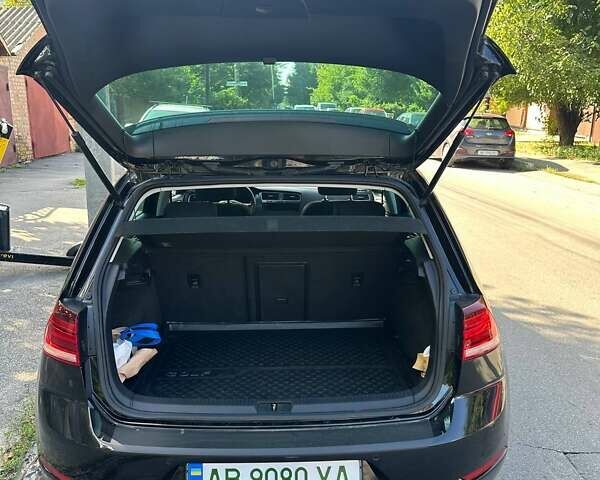 Чорний Фольксваген Гольф, об'ємом двигуна 0 л та пробігом 143 тис. км за 12800 $, фото 14 на Automoto.ua