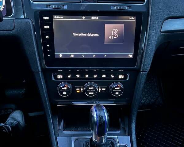 Чорний Фольксваген Гольф, об'ємом двигуна 0 л та пробігом 143 тис. км за 12800 $, фото 39 на Automoto.ua