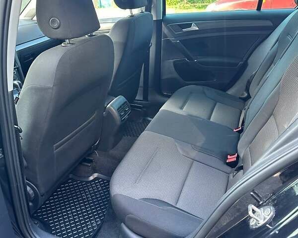 Чорний Фольксваген Гольф, об'ємом двигуна 0 л та пробігом 143 тис. км за 12800 $, фото 20 на Automoto.ua