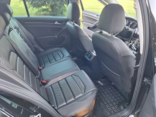 Черный Фольксваген Гольф, объемом двигателя 2 л и пробегом 53 тыс. км за 9600 $, фото 9 на Automoto.ua