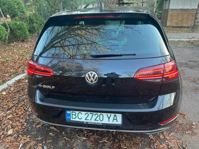 Черный Фольксваген Гольф, объемом двигателя 0 л и пробегом 106 тыс. км за 15200 $, фото 4 на Automoto.ua