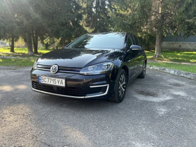 Черный Фольксваген Гольф, объемом двигателя 0 л и пробегом 135 тыс. км за 11700 $, фото 6 на Automoto.ua