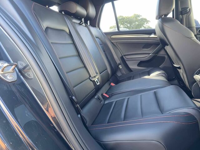 Черный Фольксваген Гольф, объемом двигателя 2 л и пробегом 63 тыс. км за 8900 $, фото 11 на Automoto.ua