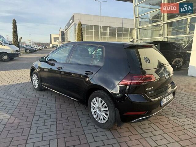 Черный Фольксваген Гольф, объемом двигателя 1.4 л и пробегом 75 тыс. км за 15900 $, фото 5 на Automoto.ua