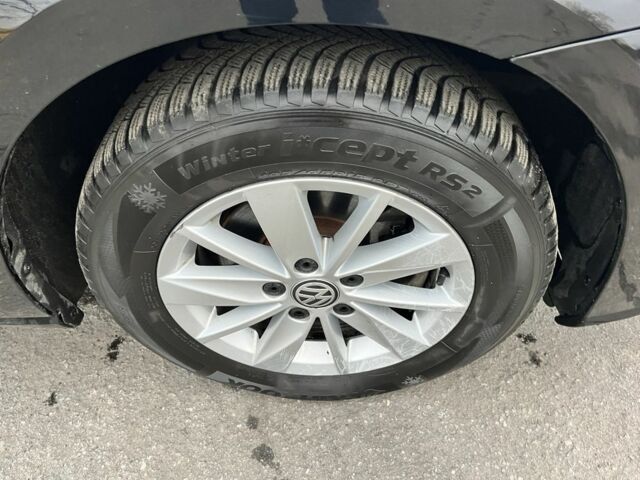 Черный Фольксваген Гольф, объемом двигателя 1.8 л и пробегом 116 тыс. км за 13500 $, фото 23 на Automoto.ua