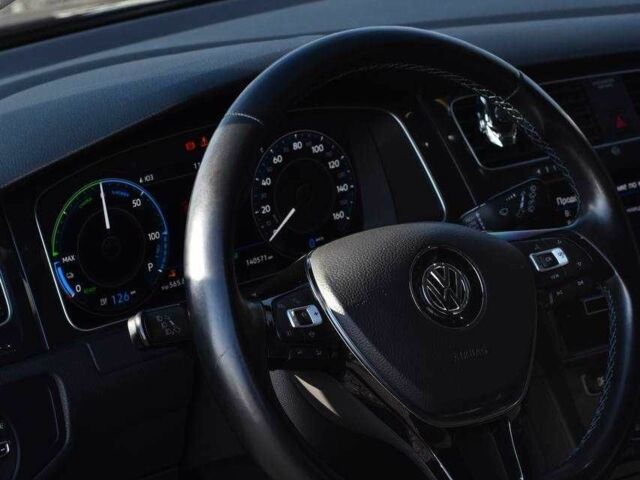 Черный Фольксваген Гольф, объемом двигателя 0 л и пробегом 140 тыс. км за 14650 $, фото 9 на Automoto.ua