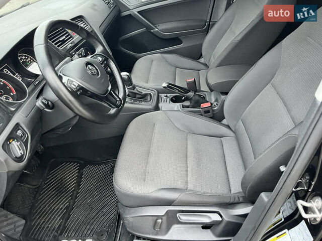 Черный Фольксваген Гольф, объемом двигателя 1.8 л и пробегом 116 тыс. км за 13500 $, фото 31 на Automoto.ua