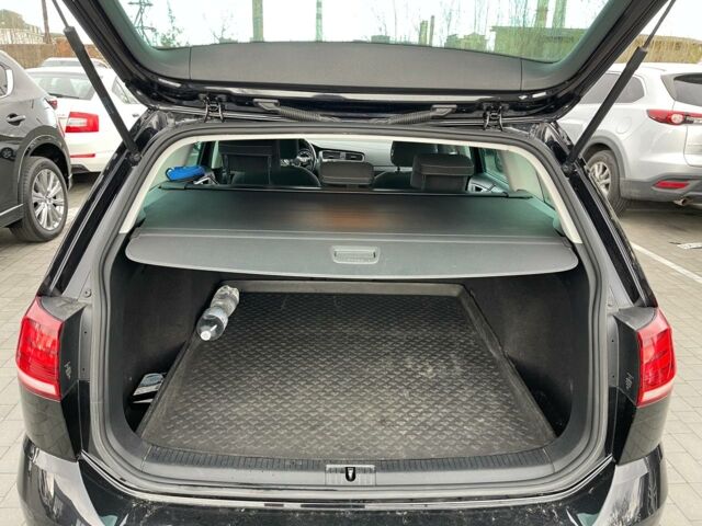 Черный Фольксваген Гольф, объемом двигателя 1.6 л и пробегом 151 тыс. км за 15800 $, фото 20 на Automoto.ua