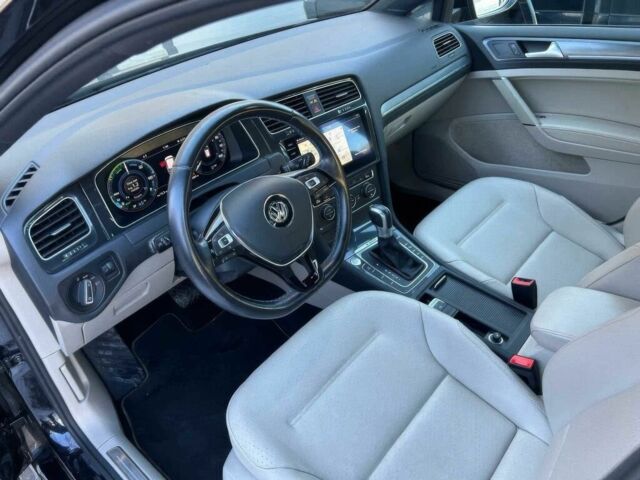 Черный Фольксваген Гольф, объемом двигателя 0 л и пробегом 47 тыс. км за 7800 $, фото 8 на Automoto.ua