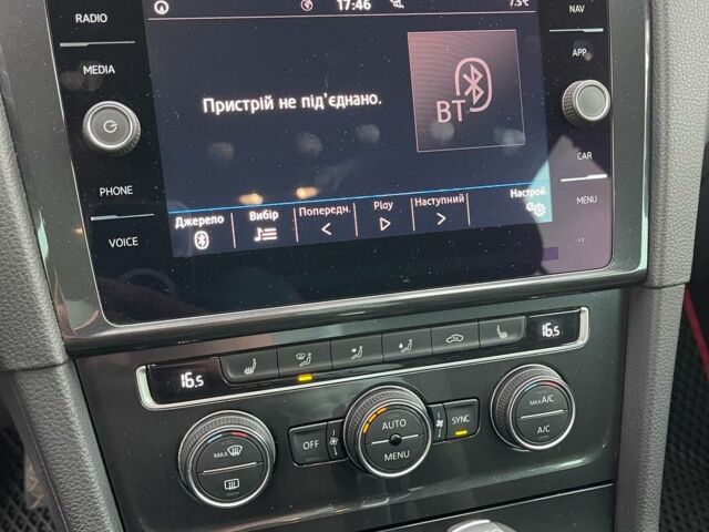 Черный Фольксваген Гольф, объемом двигателя 1.6 л и пробегом 151 тыс. км за 15800 $, фото 12 на Automoto.ua