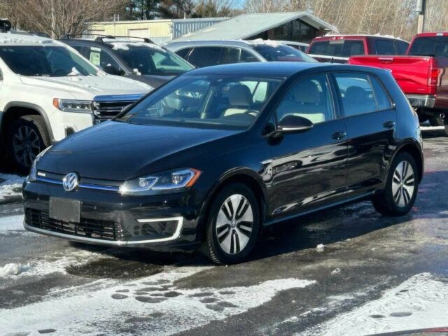 Черный Фольксваген Гольф, объемом двигателя 0 л и пробегом 40 тыс. км за 6800 $, фото 2 на Automoto.ua