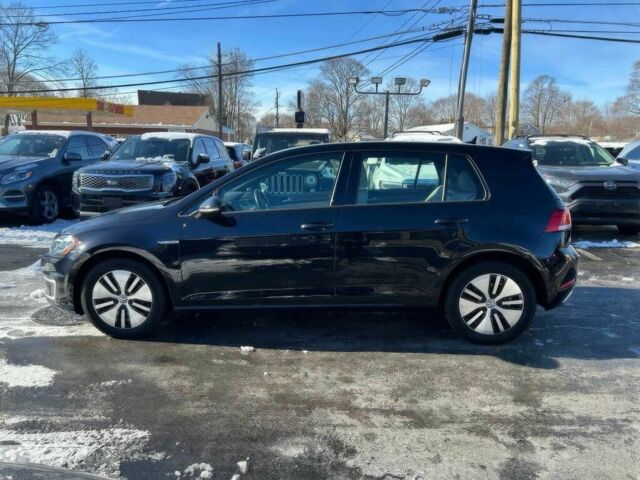 Черный Фольксваген Гольф, объемом двигателя 0 л и пробегом 47 тыс. км за 7800 $, фото 3 на Automoto.ua