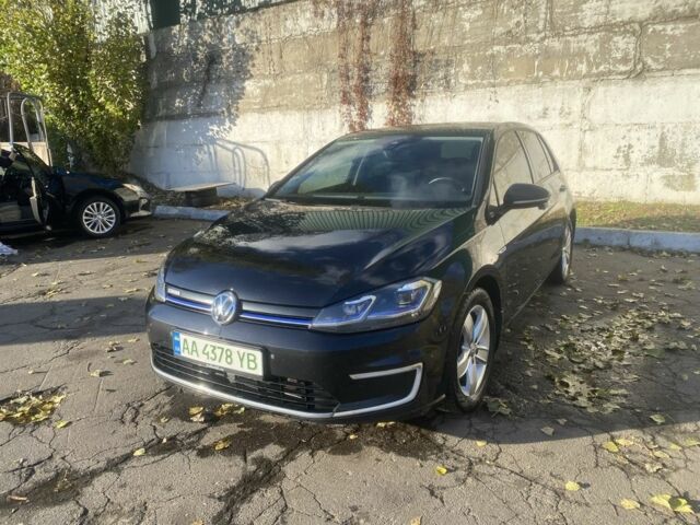 Чорний Фольксваген Гольф, об'ємом двигуна 0 л та пробігом 250 тис. км за 11100 $, фото 5 на Automoto.ua