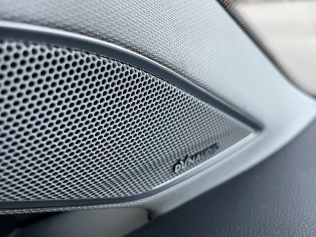 Черный Фольксваген Гольф, объемом двигателя 0 л и пробегом 84 тыс. км за 15900 $, фото 17 на Automoto.ua