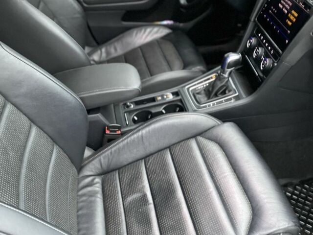 Черный Фольксваген Гольф, объемом двигателя 0 л и пробегом 119 тыс. км за 15999 $, фото 10 на Automoto.ua