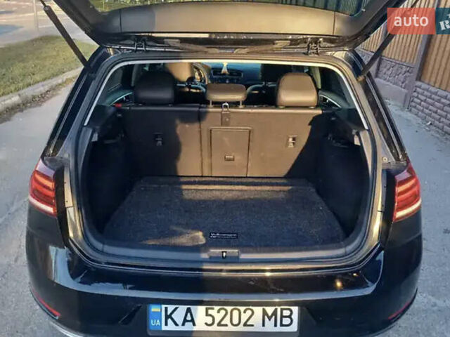 Черный Фольксваген Гольф, объемом двигателя 1.4 л и пробегом 87 тыс. км за 18000 $, фото 18 на Automoto.ua