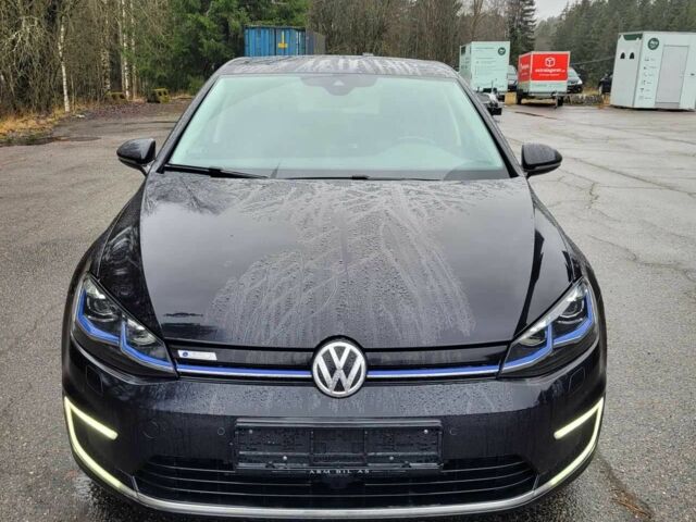 Черный Фольксваген Гольф, объемом двигателя 0 л и пробегом 85 тыс. км за 11000 $, фото 7 на Automoto.ua