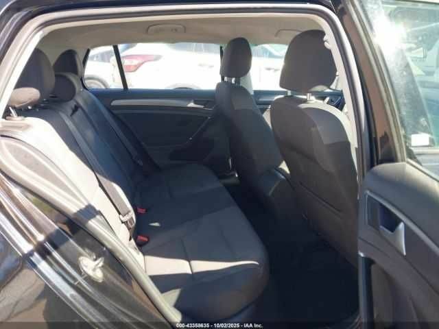 Черный Фольксваген Гольф, объемом двигателя 0 л и пробегом 58 тыс. км за 2500 $, фото 7 на Automoto.ua