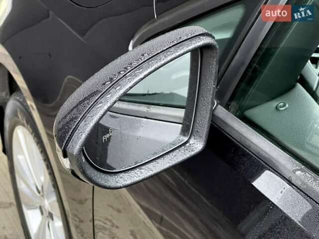 Чорний Фольксваген Гольф, об'ємом двигуна 1.4 л та пробігом 69 тис. км за 19000 $, фото 1 на Automoto.ua