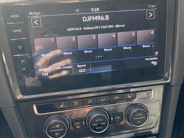 Черный Фольксваген Гольф, объемом двигателя 0 л и пробегом 119 тыс. км за 15999 $, фото 8 на Automoto.ua