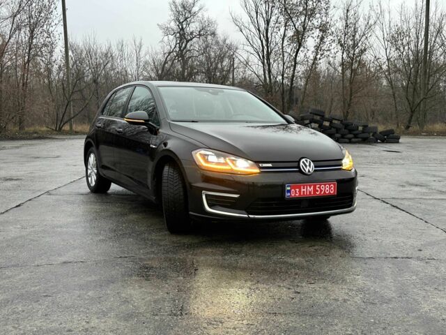 Черный Фольксваген Гольф, объемом двигателя 0 л и пробегом 95 тыс. км за 13200 $, фото 1 на Automoto.ua