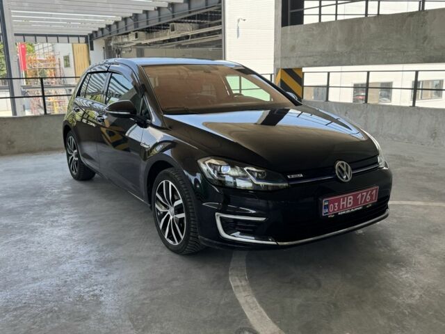 Черный Фольксваген Гольф, объемом двигателя 0 л и пробегом 99 тыс. км за 13700 $, фото 5 на Automoto.ua