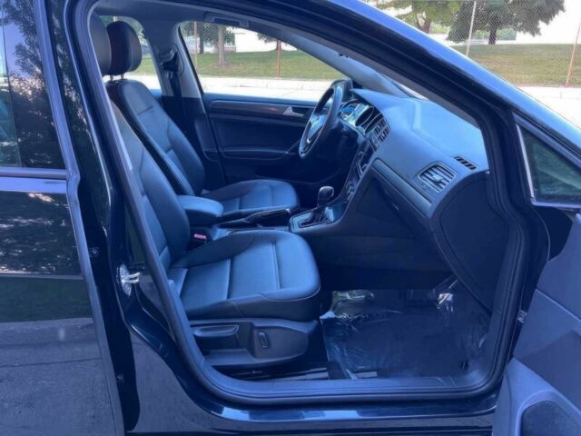 Черный Фольксваген Гольф, объемом двигателя 1.4 л и пробегом 48 тыс. км за 8000 $, фото 8 на Automoto.ua