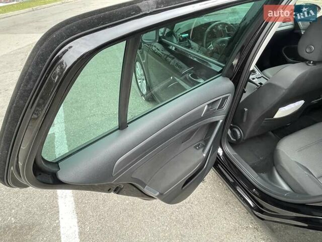 Черный Фольксваген Гольф, объемом двигателя 1.4 л и пробегом 84 тыс. км за 19200 $, фото 17 на Automoto.ua