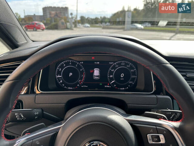 Черный Фольксваген Гольф, объемом двигателя 1.98 л и пробегом 71 тыс. км за 26000 $, фото 25 на Automoto.ua