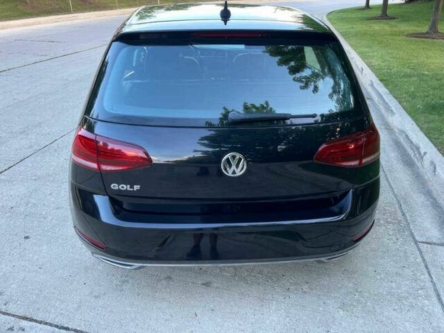 Черный Фольксваген Гольф, объемом двигателя 1.4 л и пробегом 48 тыс. км за 8000 $, фото 6 на Automoto.ua