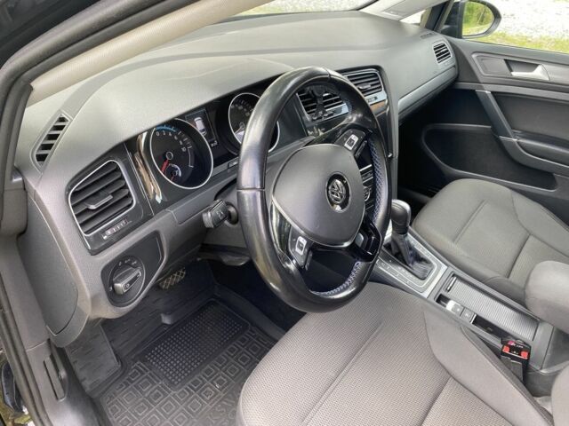 Чорний Фольксваген Гольф, об'ємом двигуна 0 л та пробігом 62 тис. км за 15200 $, фото 13 на Automoto.ua