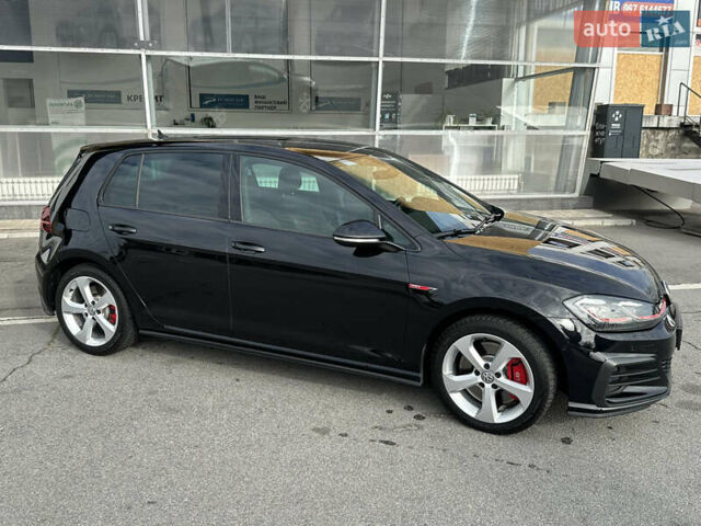 Черный Фольксваген Гольф, объемом двигателя 1.98 л и пробегом 71 тыс. км за 26000 $, фото 8 на Automoto.ua
