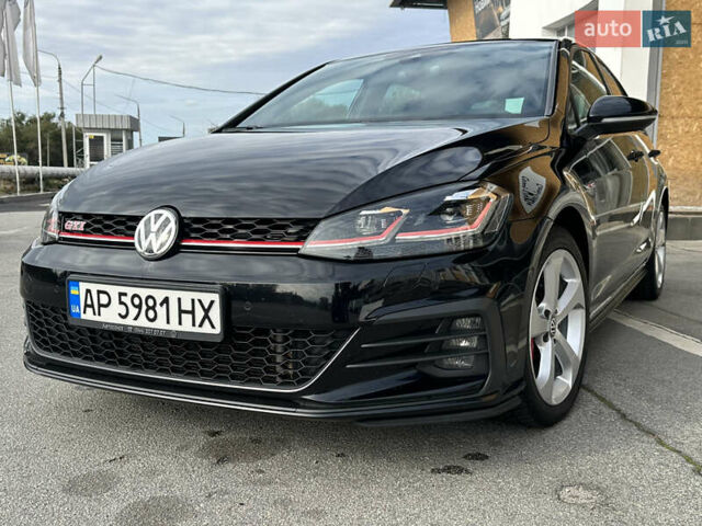 Черный Фольксваген Гольф, объемом двигателя 1.98 л и пробегом 71 тыс. км за 26000 $, фото 2 на Automoto.ua