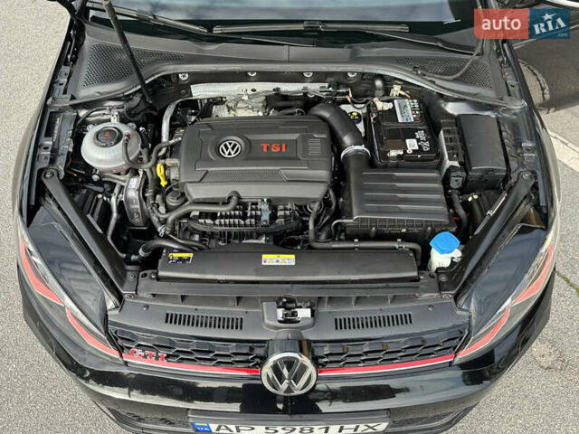 Черный Фольксваген Гольф, объемом двигателя 1.98 л и пробегом 71 тыс. км за 26000 $, фото 11 на Automoto.ua