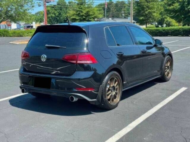 Черный Фольксваген Гольф, объемом двигателя 2 л и пробегом 34 тыс. км за 10000 $, фото 6 на Automoto.ua