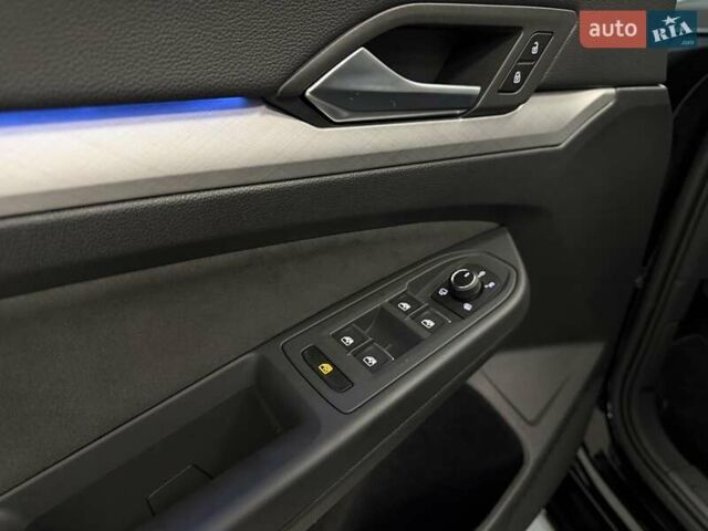 Черный Фольксваген Гольф, объемом двигателя 1.4 л и пробегом 12 тыс. км за 29500 $, фото 46 на Automoto.ua