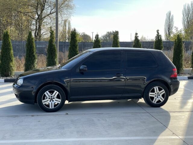 Чорний Фольксваген Гольф, об'ємом двигуна 1.4 л та пробігом 224 тис. км за 3600 $, фото 1 на Automoto.ua