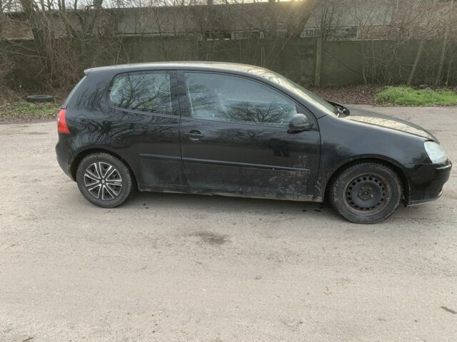 Черный Фольксваген Гольф, объемом двигателя 0 л и пробегом 343 тыс. км за 1750 $, фото 4 на Automoto.ua