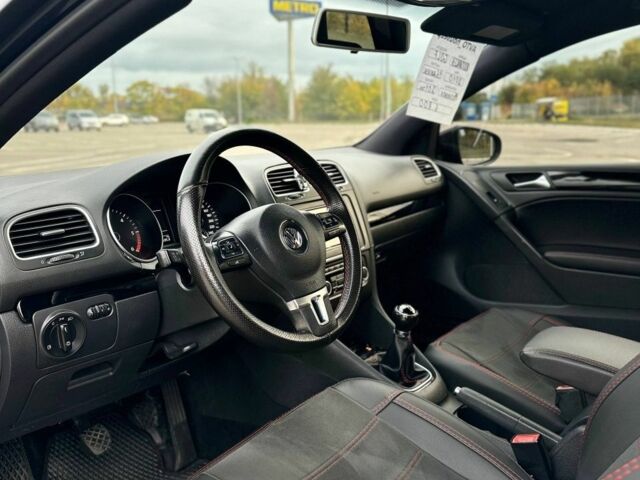 Черный Фольксваген Гольф, объемом двигателя 0 л и пробегом 201 тыс. км за 6800 $, фото 7 на Automoto.ua