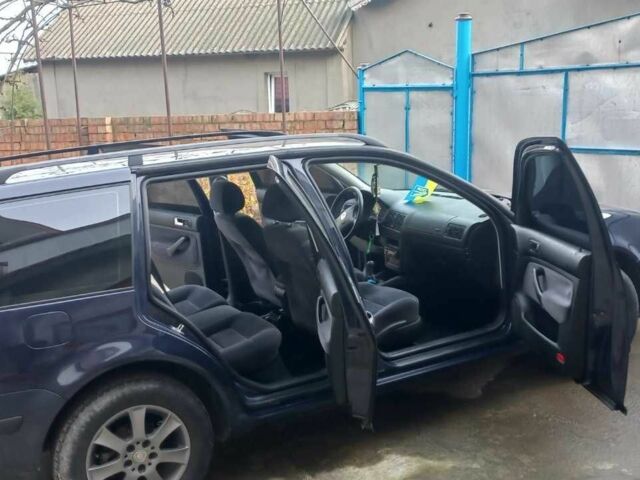 Чорний Фольксваген Гольф, об'ємом двигуна 2 л та пробігом 240 тис. км за 1700 $, фото 1 на Automoto.ua