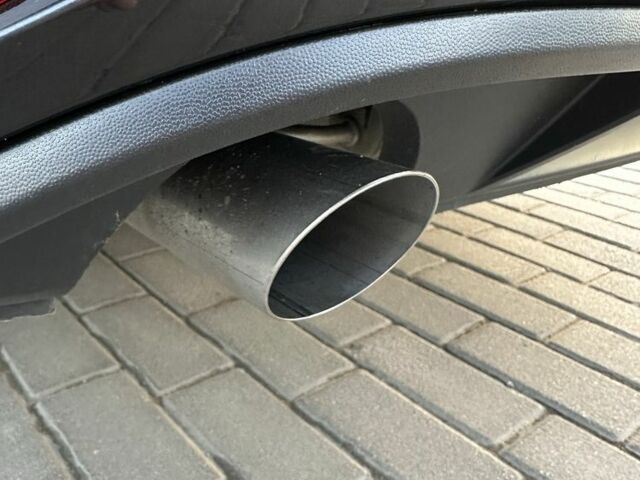 Чорний Фольксваген Гольф, об'ємом двигуна 1.6 л та пробігом 210 тис. км за 11900 $, фото 4 на Automoto.ua