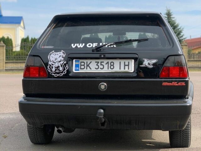 Черный Фольксваген Гольф, объемом двигателя 1.8 л и пробегом 100 тыс. км за 1699 $, фото 9 на Automoto.ua